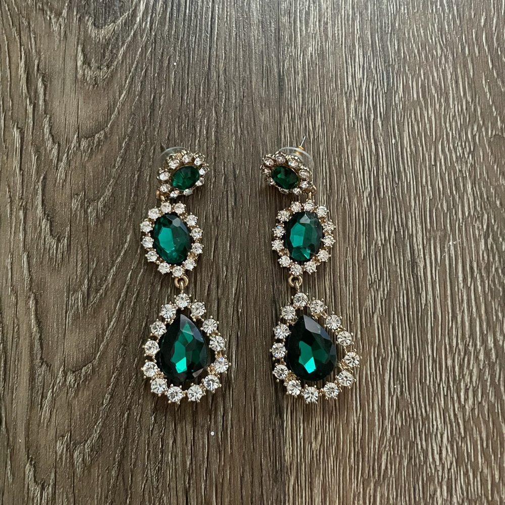 Emerald green dangle earrings